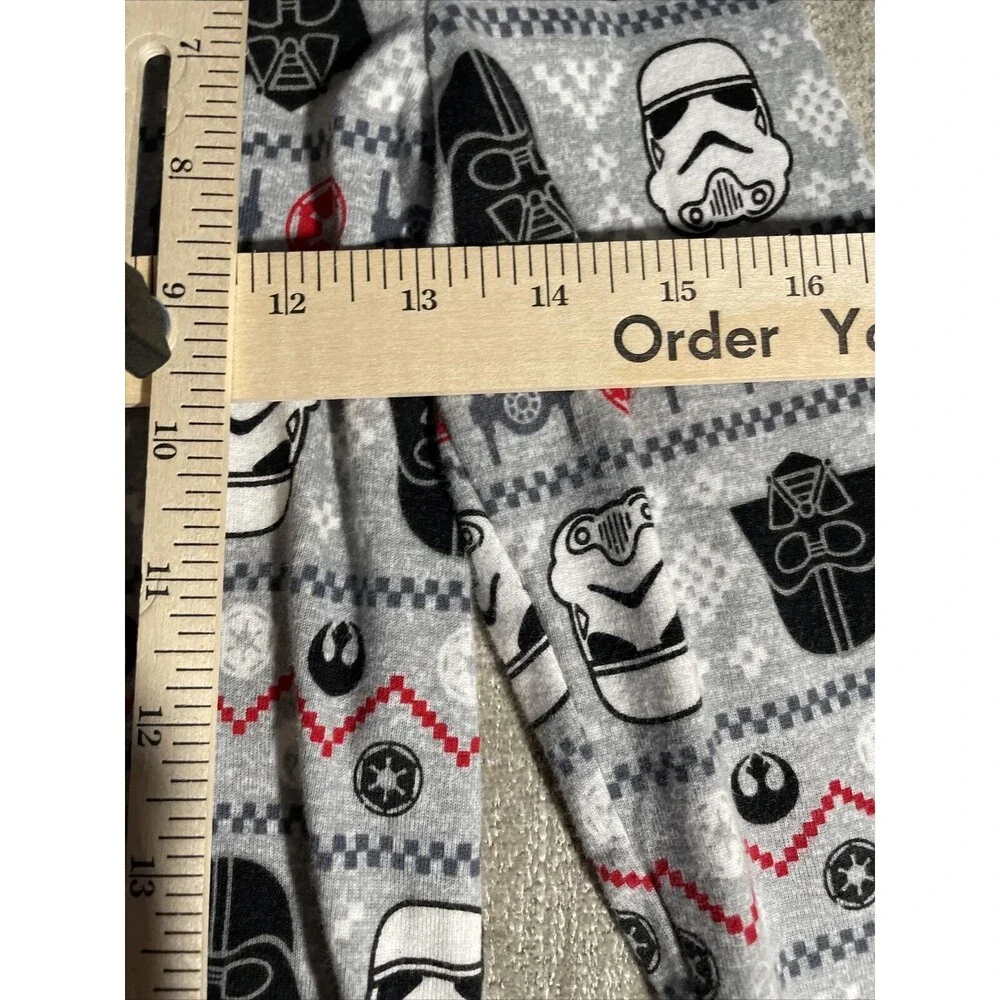 Star Wars Christmas shirt youth Medium M Long sleeve Darth Storm Troopers
